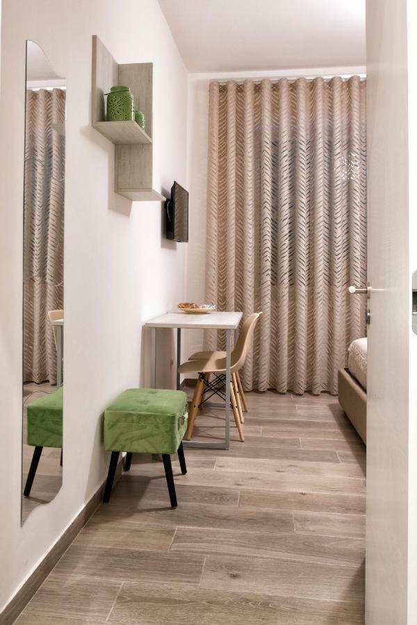Dimora Flegrea Room & Breakfast Pozzuoli Exterior photo