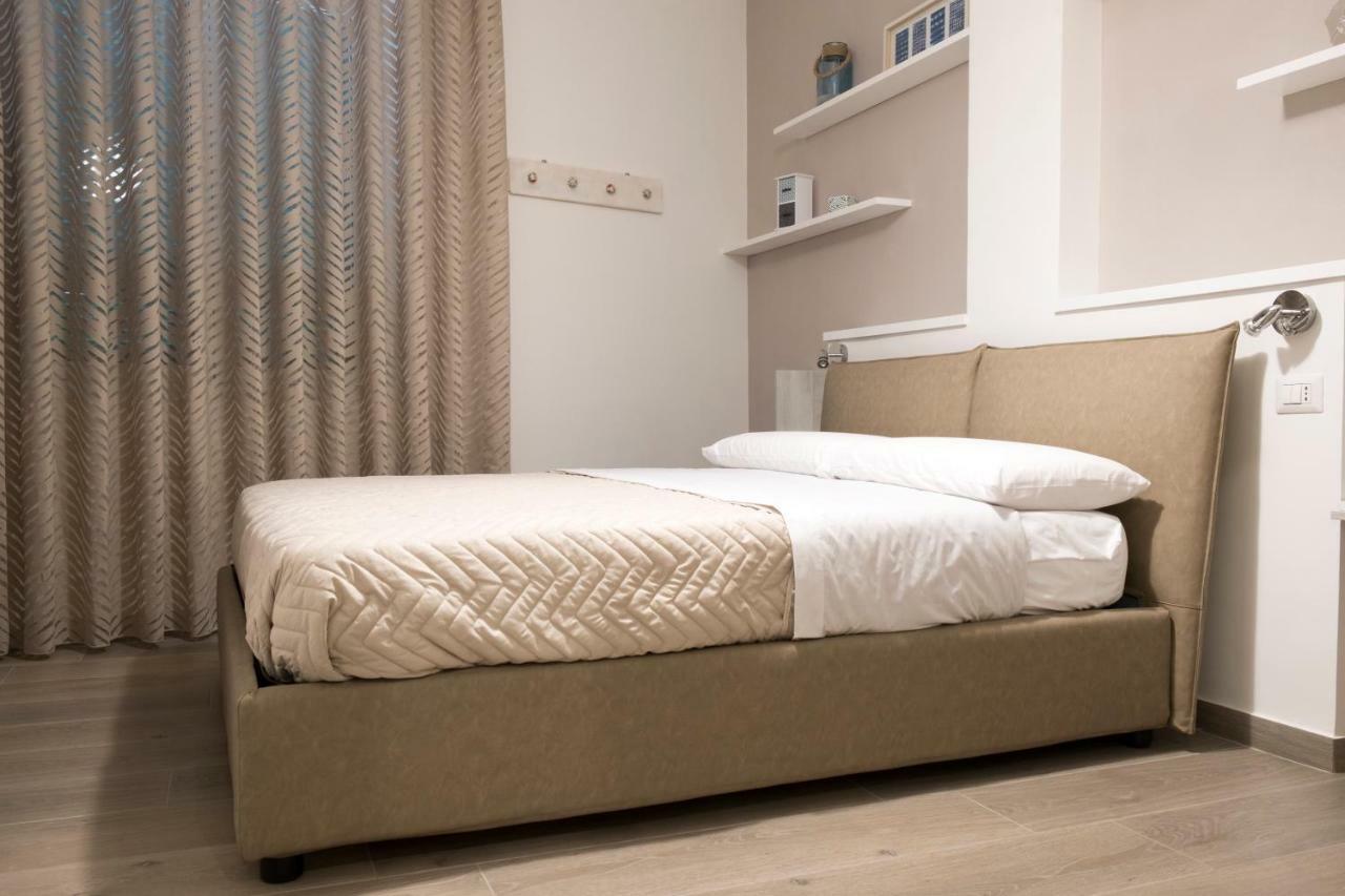 Dimora Flegrea Room & Breakfast Pozzuoli Exterior photo